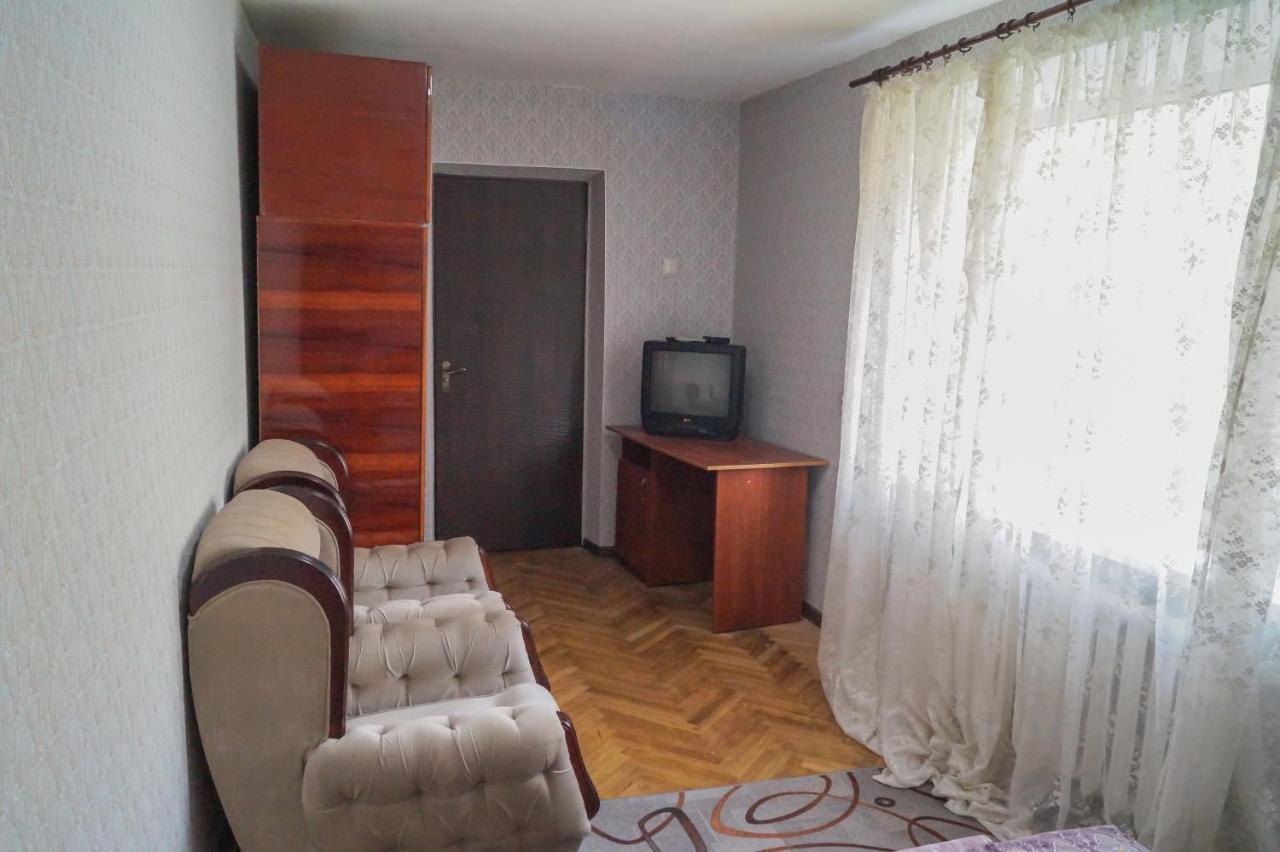 Apartments On Druzhby Narodiv 6 A Київ Екстер'єр фото
